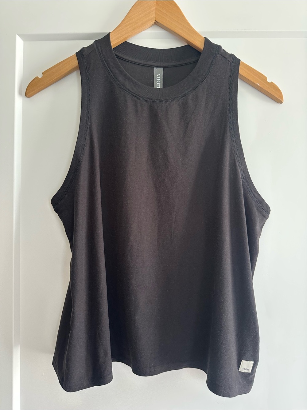 Vuori Energy Tank Top Size Small